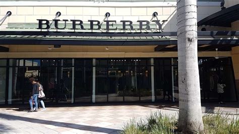 Find Burberry Stores in Tampa, FL 